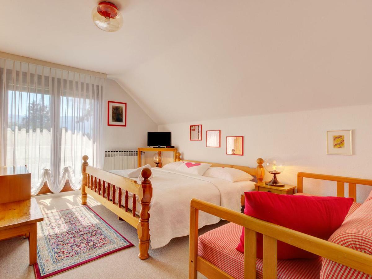 Apartments Dolzan Блед Экстерьер фото
